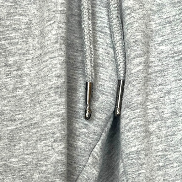 Reebok Vintage Women’s Slim Fit Heathered Gray Athletic Joggers Logo size Medium - Picture 7 of 7